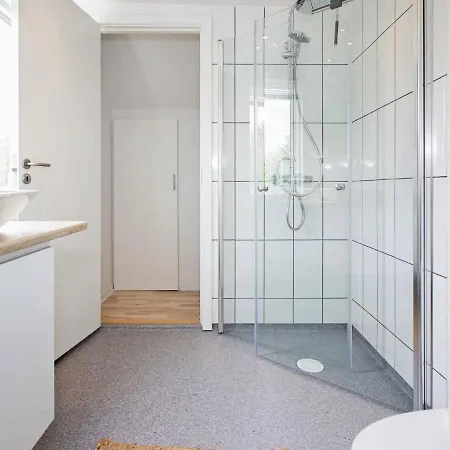 10 Person Holiday In Bl Vand *