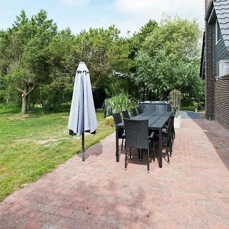 10 Person Holiday In Bl Vand *