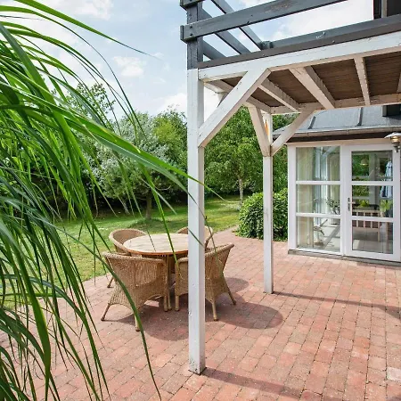 10 Person Holiday In Bl Vand *