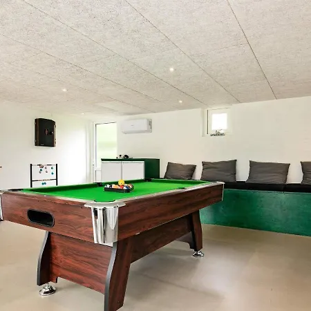 10 Person Holiday In Bl Vand Tatil Evi